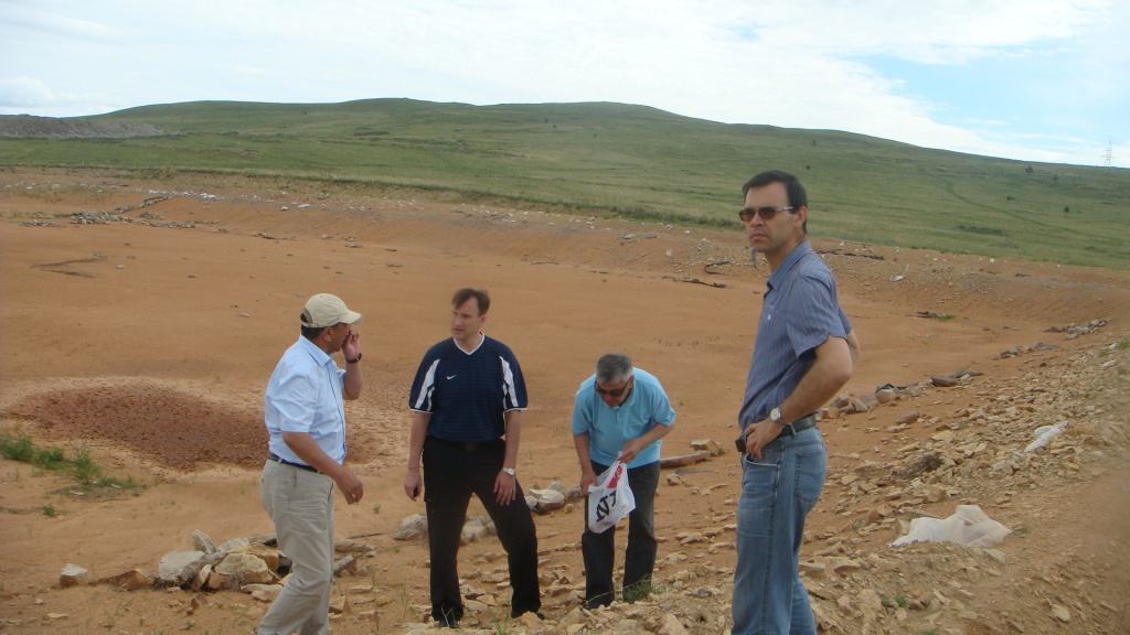 4. Отбор проб на руднике Дорнод.JPG